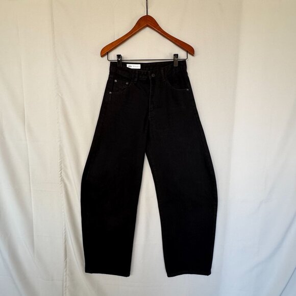 Zara Black 100% Cotton Rigid Denim Curved Horse Shoe Wide Leg Jeans Size 4 - Picture 2 of 10